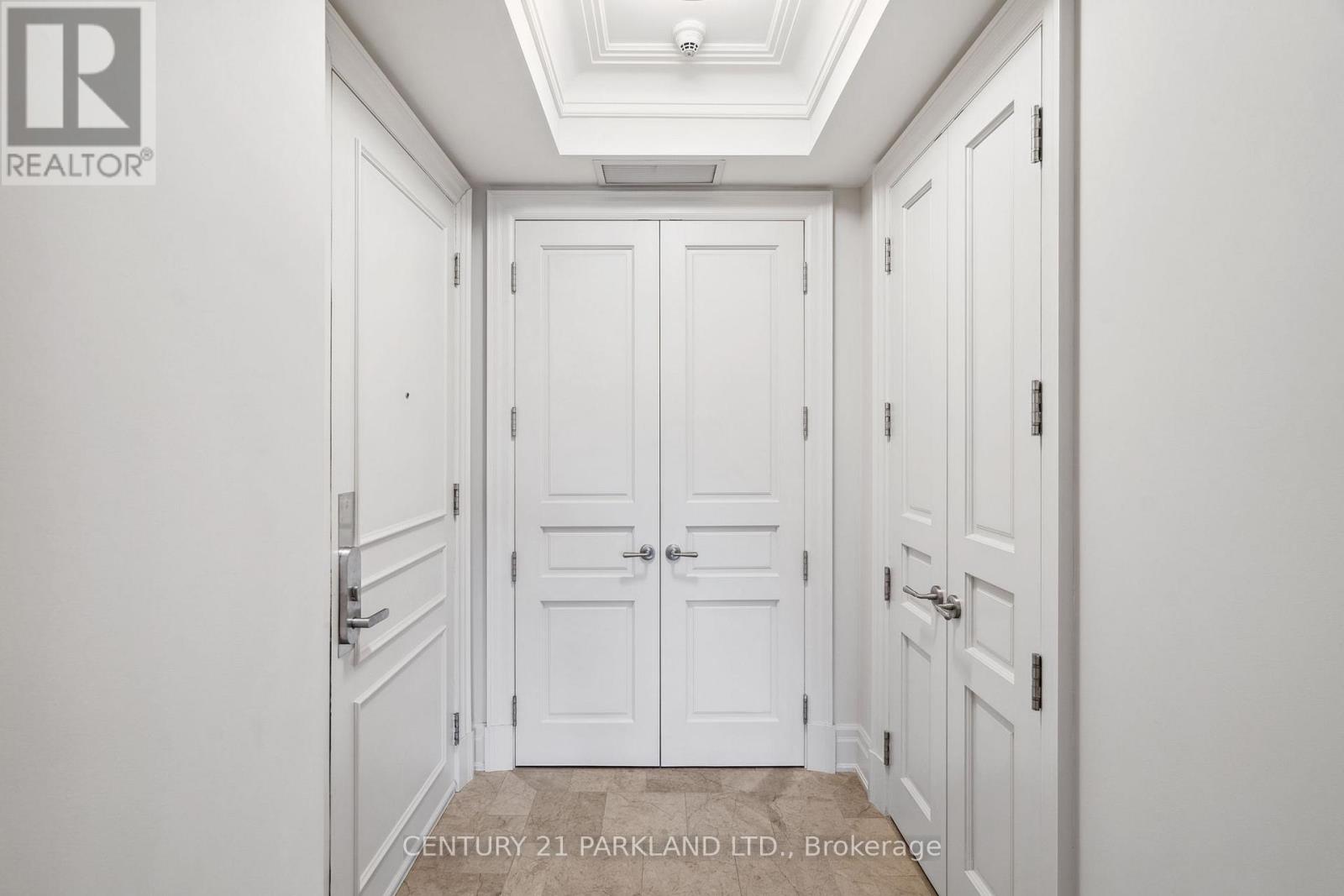 Property at 409 - 155 ST CLAIR AVENUE W image 4