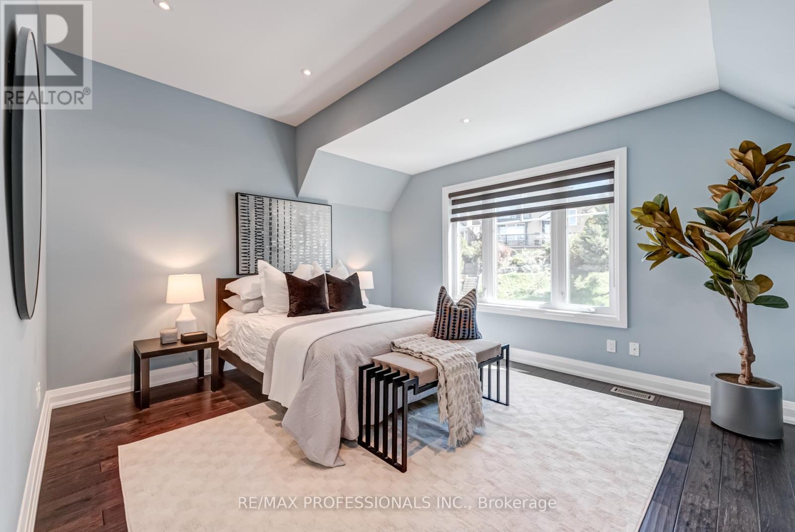372 Silverthorn Avenue, Toronto (Keelesdale-Eglinton West), Ontario  M6M 3G9 - Photo 34 - W12143022