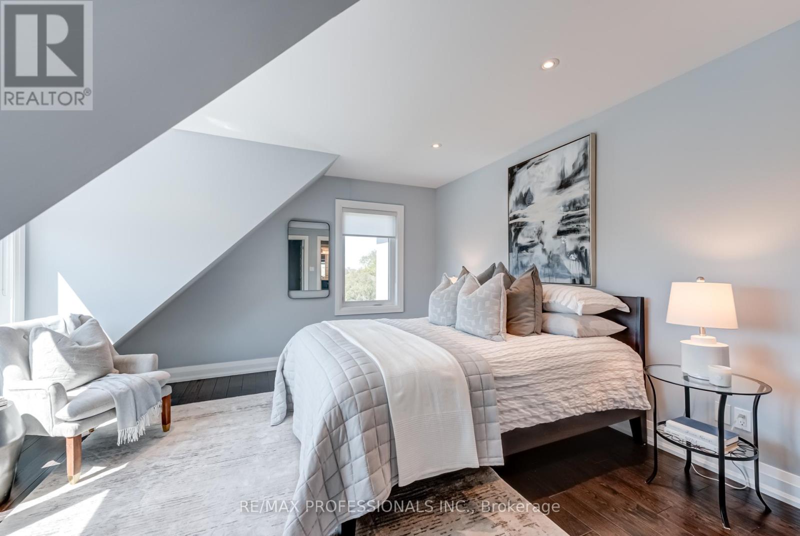 372 Silverthorn Avenue, Toronto (Keelesdale-Eglinton West), Ontario  M6M 3G9 - Photo 33 - W12143022
