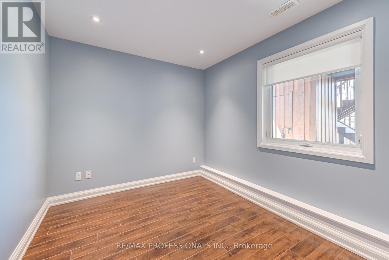 372 Silverthorn Avenue, Toronto (Keelesdale-Eglinton West), Ontario  M6M 3G9 - Photo 43 - W12143022