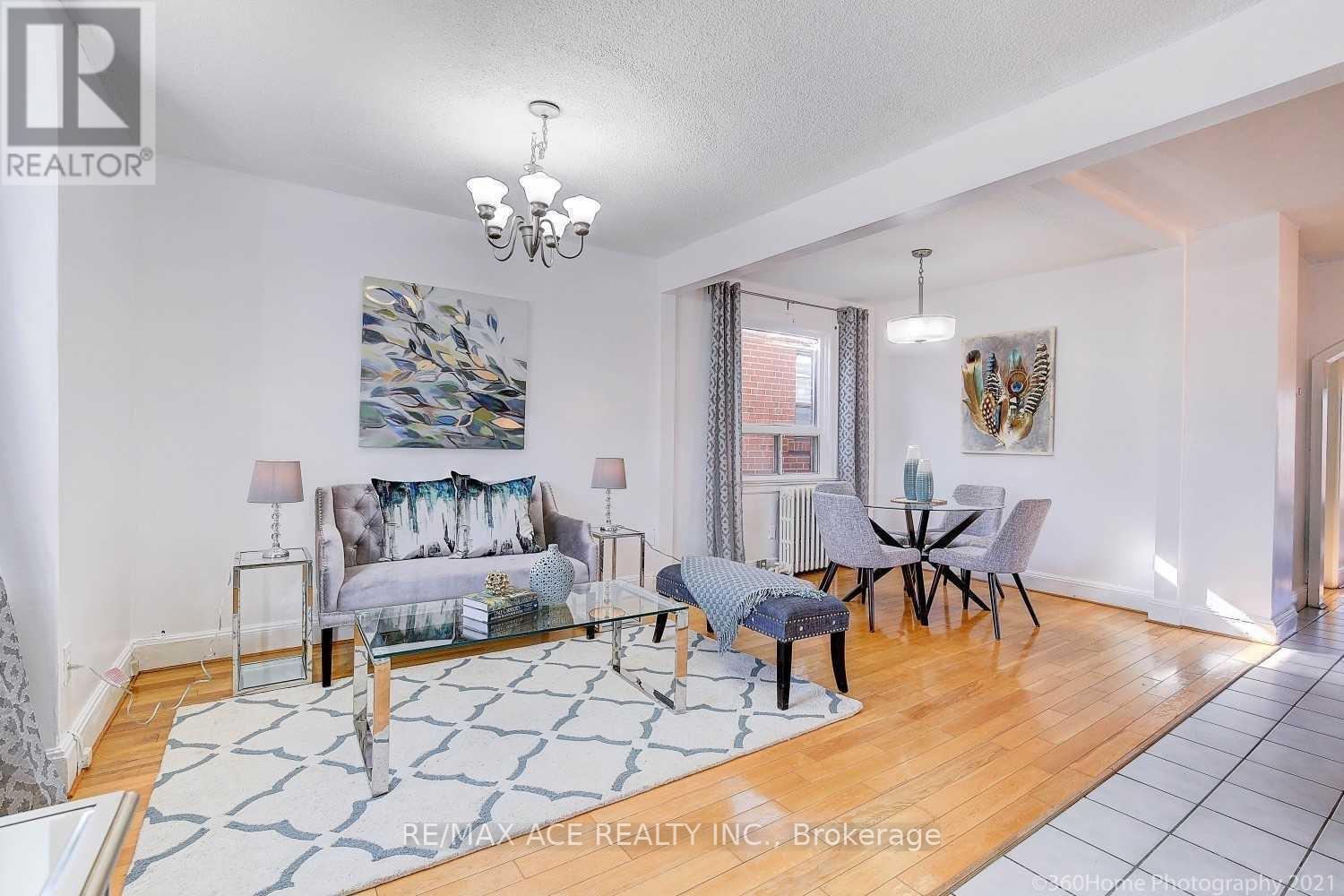 Main - 100 Amsterdam Avenue, Toronto, Ontario  M4B 2C2 - Photo 3 - E12156313