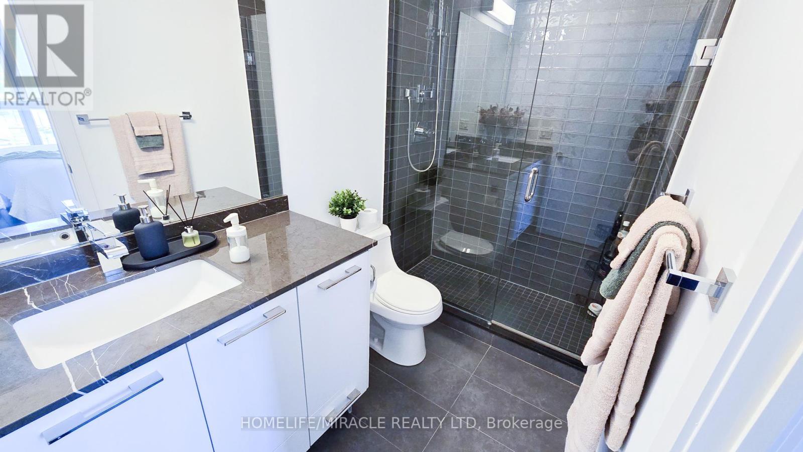 804 - 9471 Yonge Street, Richmond Hill, Ontario  L4C 0Z5 - Photo 26 - N12156326