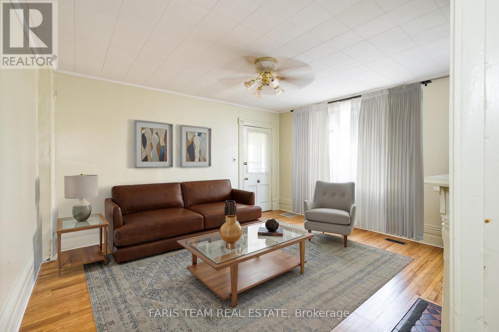 9 Borland Street E, Orillia, Ontario  L3V 2B5 - Photo 13 - S12156327