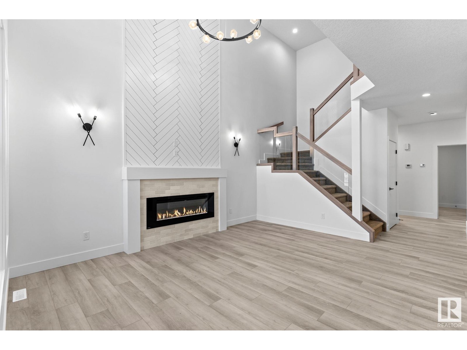 8724 181 AV NW, Edmonton, Alberta