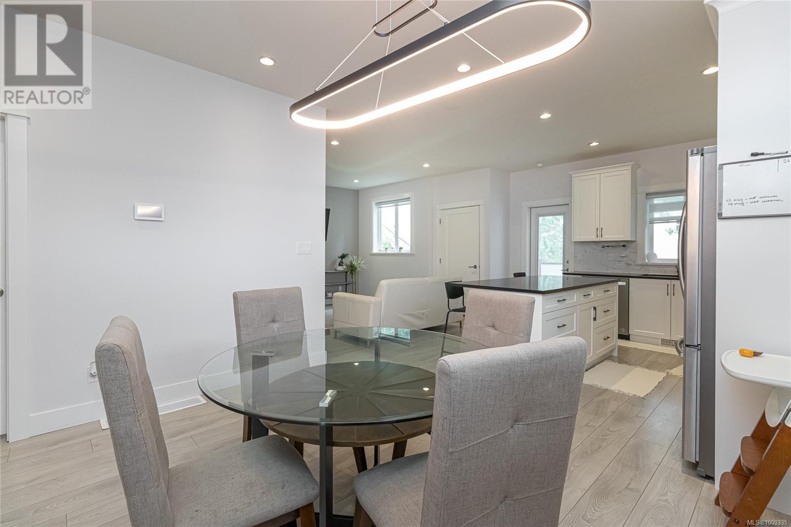 3322 Mesa Pl, Langford, British Columbia  V9C 2P3 - Photo 6 - 1000335