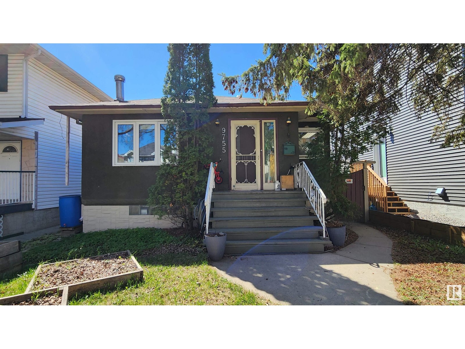 Property at 9755 83 AV NW image 1