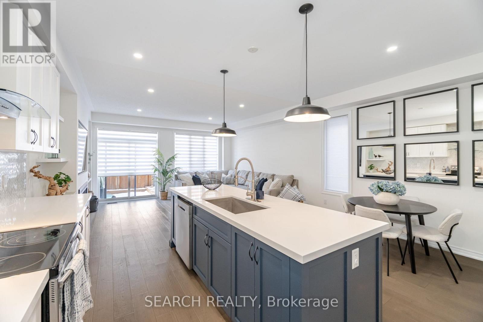18 Angelfish Road, Brampton, Ontario  L7A 5C5 - Photo 12 - W12156314