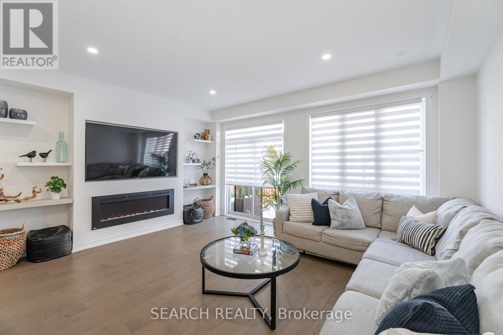18 Angelfish Road, Brampton, Ontario  L7A 5C5 - Photo 14 - W12156314