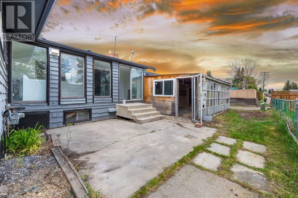3008 56 Street Ne, Calgary, Alberta  T1Y 2E8 - Photo 5 - A2222131