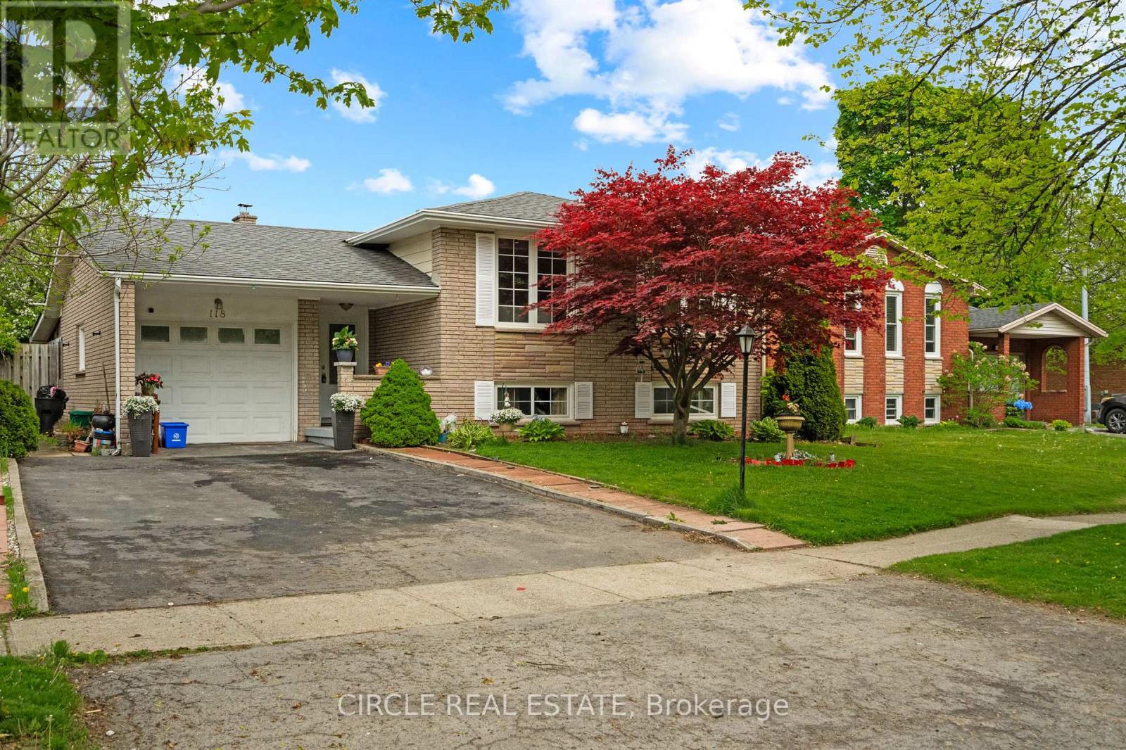 118 Bridlewood Drive, Welland, Ontario  L3C 6H3 - Photo 2 - X12156282