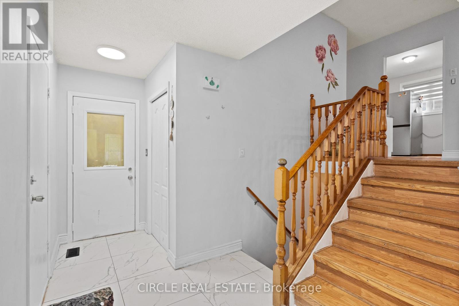 118 Bridlewood Drive, Welland, Ontario  L3C 6H3 - Photo 6 - X12156282
