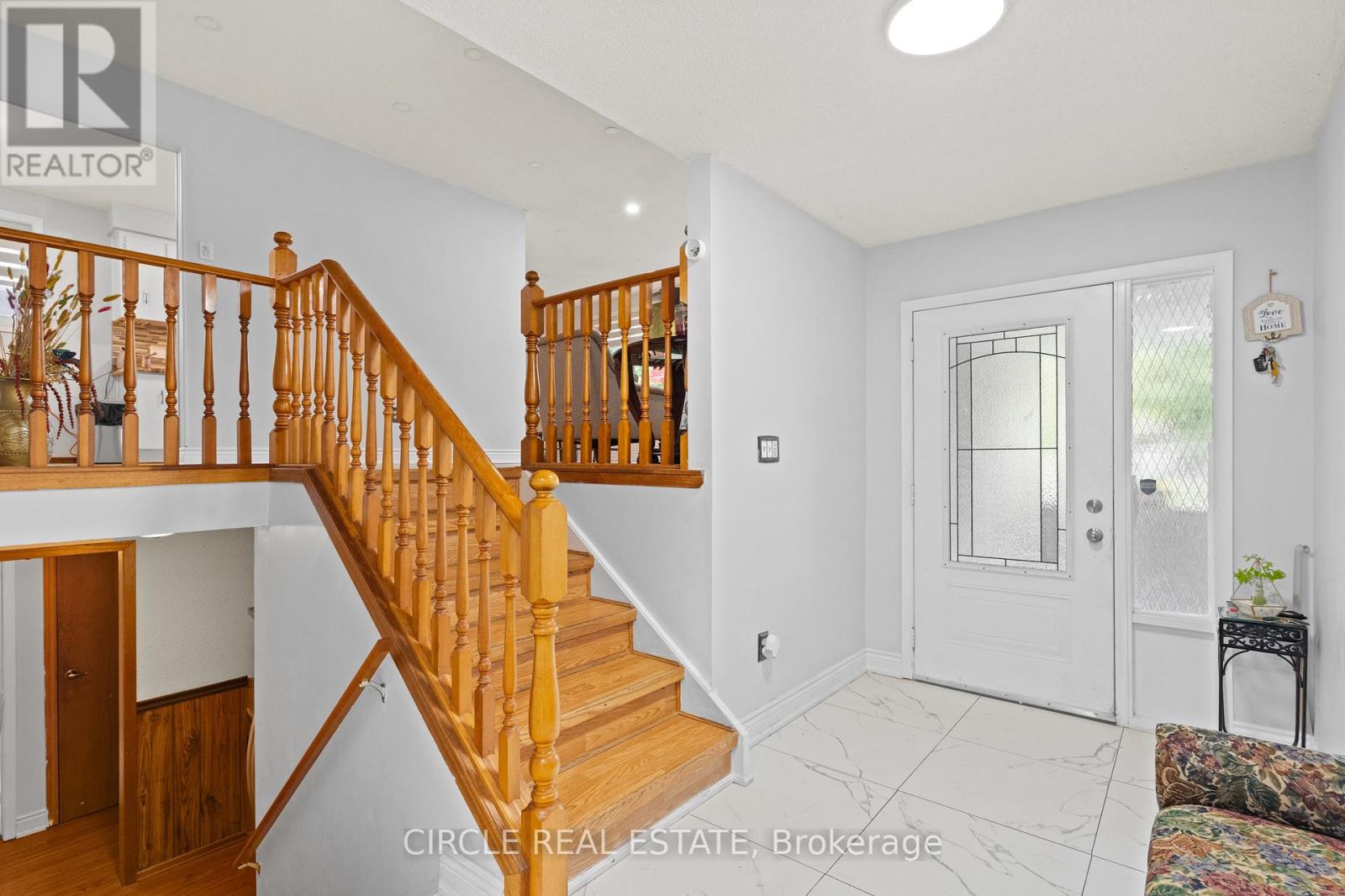 118 Bridlewood Drive, Welland, Ontario  L3C 6H3 - Photo 5 - X12156282