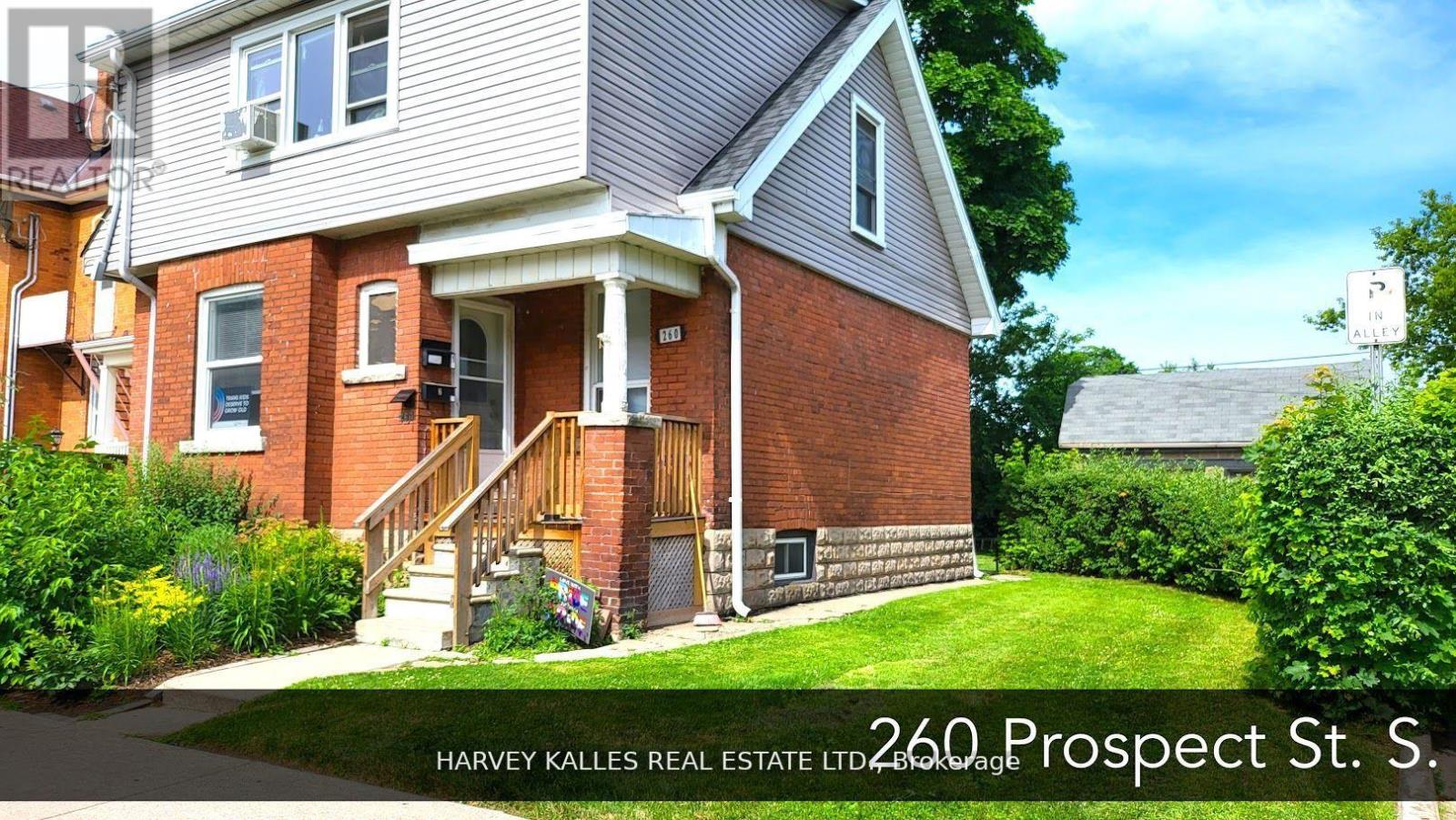 260 Prospect Street S, Hamilton (Blakeley), Ontario  L8M 2Z9 - Photo 2 - X12156310