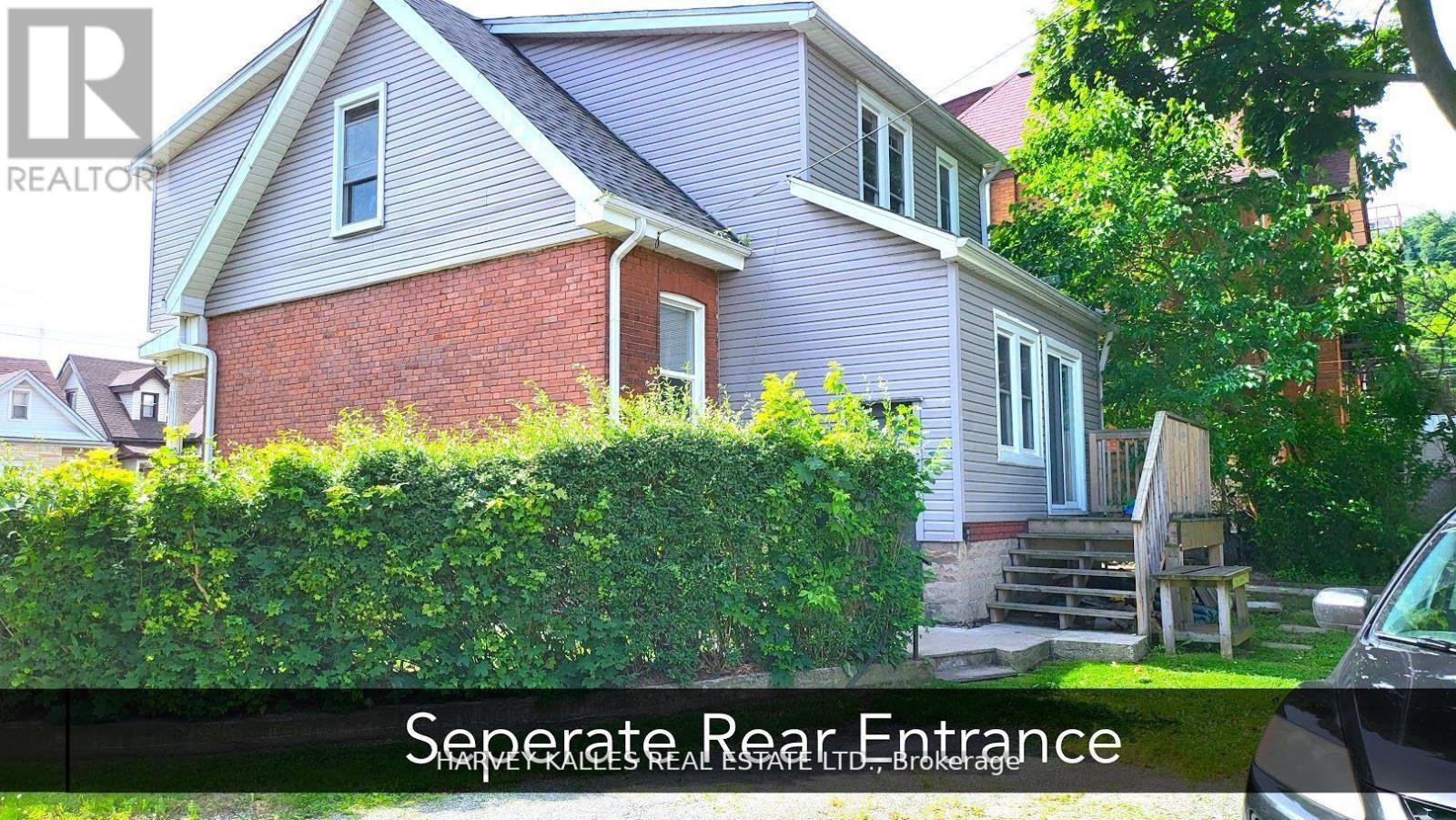 260 Prospect Street S, Hamilton, Ontario  L8M 2Z9 - Photo 3 - X12156310