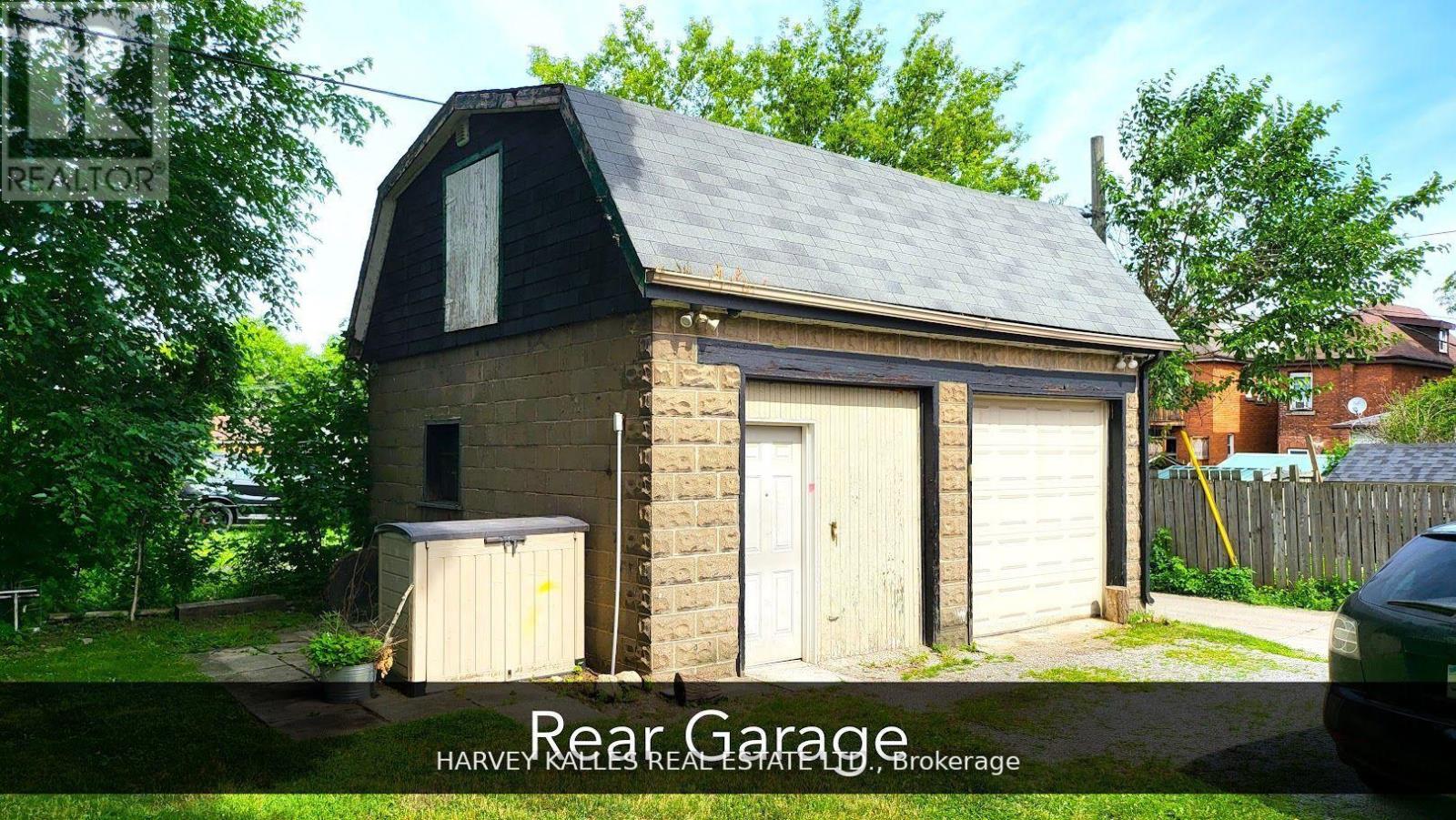 260 Prospect Street S, Hamilton, Ontario  L8M 2Z9 - Photo 4 - X12156310
