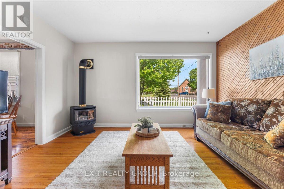 12 Garry Street, Trent Hills, Ontario  K0L 1L0 - Photo 4 - X12156368