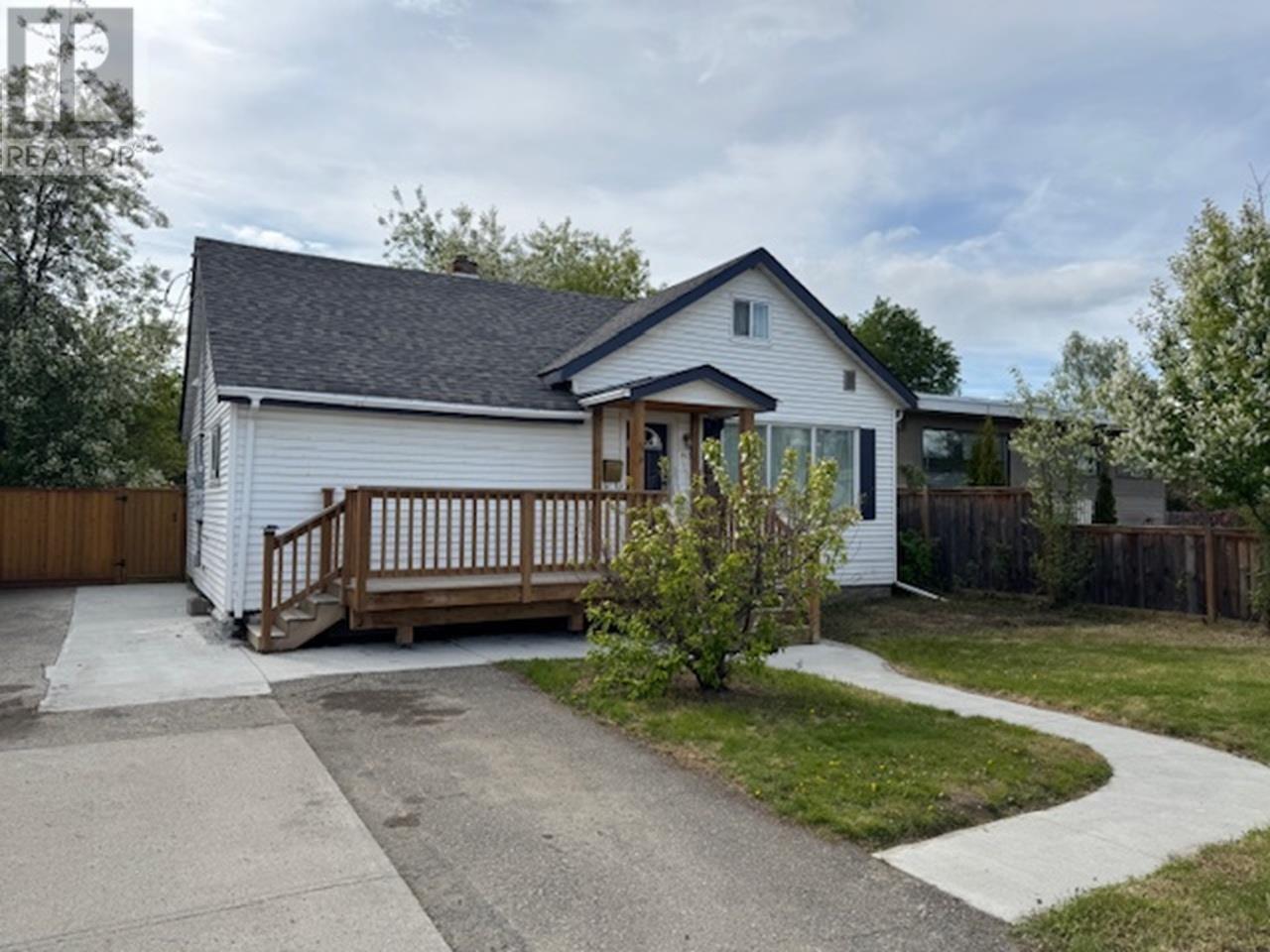 Property at 413 FREEMAN STREET image 2