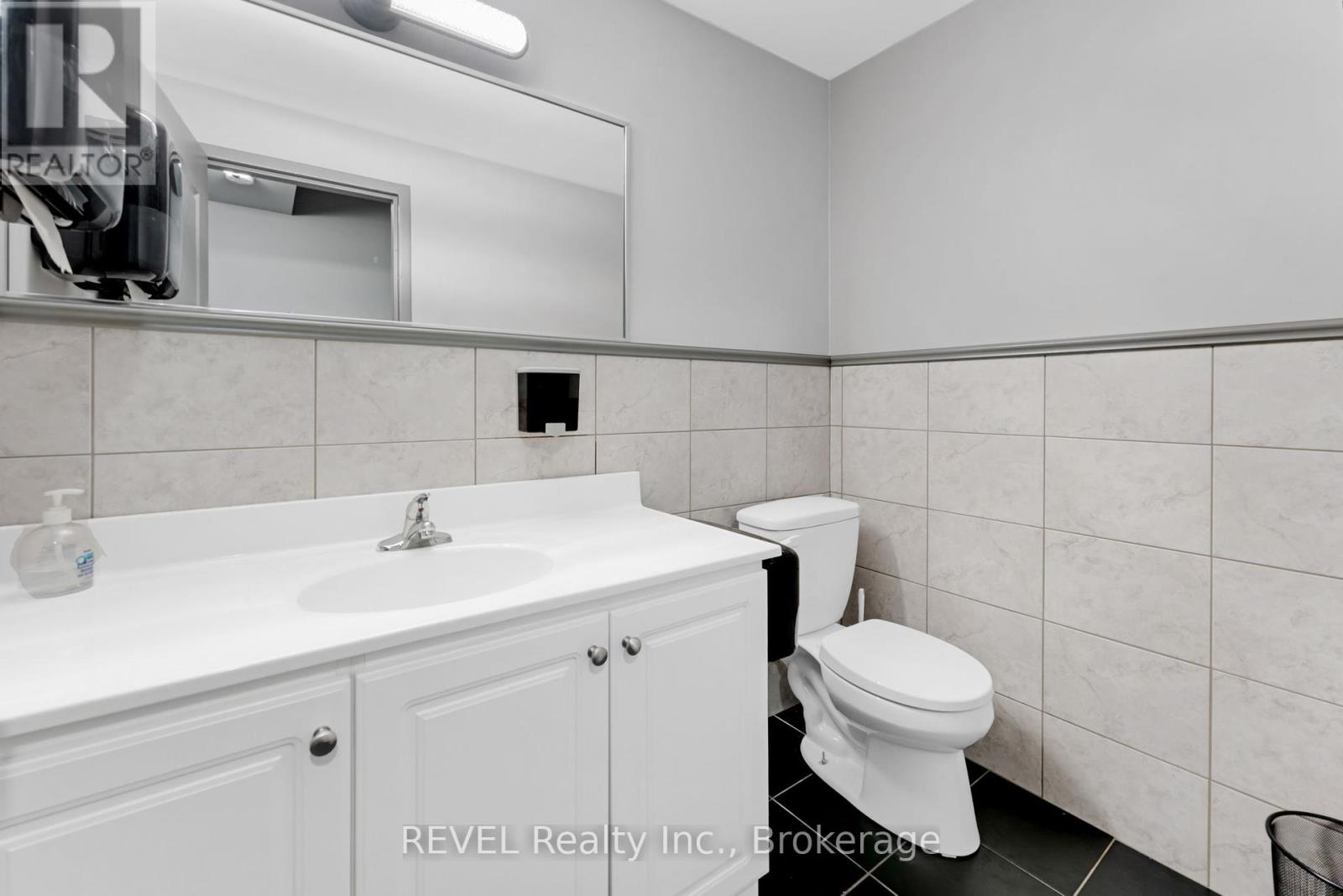 502 - 6390 Huggins Street, Niagara Falls, Ontario  L2H 1H1 - Photo 25 - X12155220