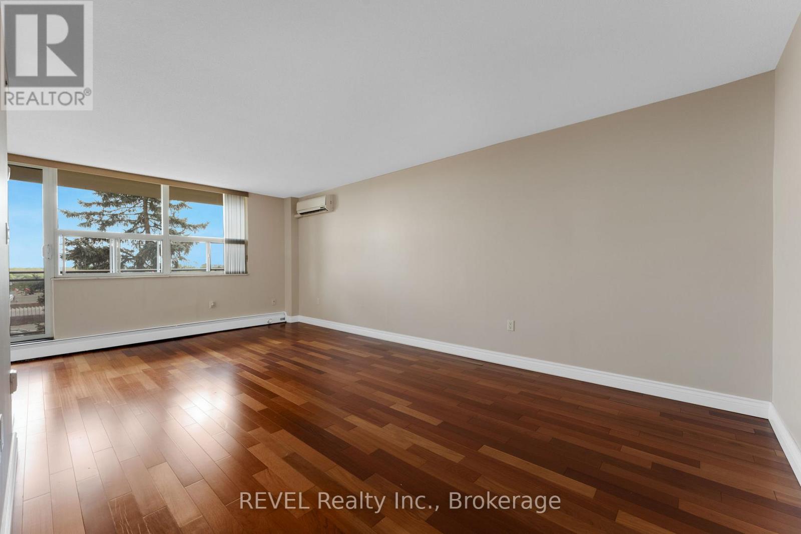 502 - 6390 Huggins Street, Niagara Falls, Ontario  L2H 1H1 - Photo 7 - X12155220