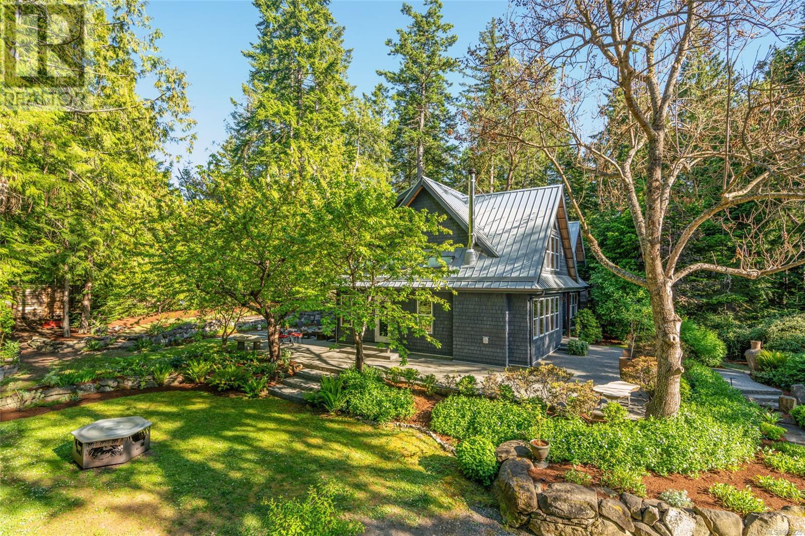 1158 Pat Burns Ave, Gabriola Island, British Columbia  V0R 1X2 - Photo 53 - 999225