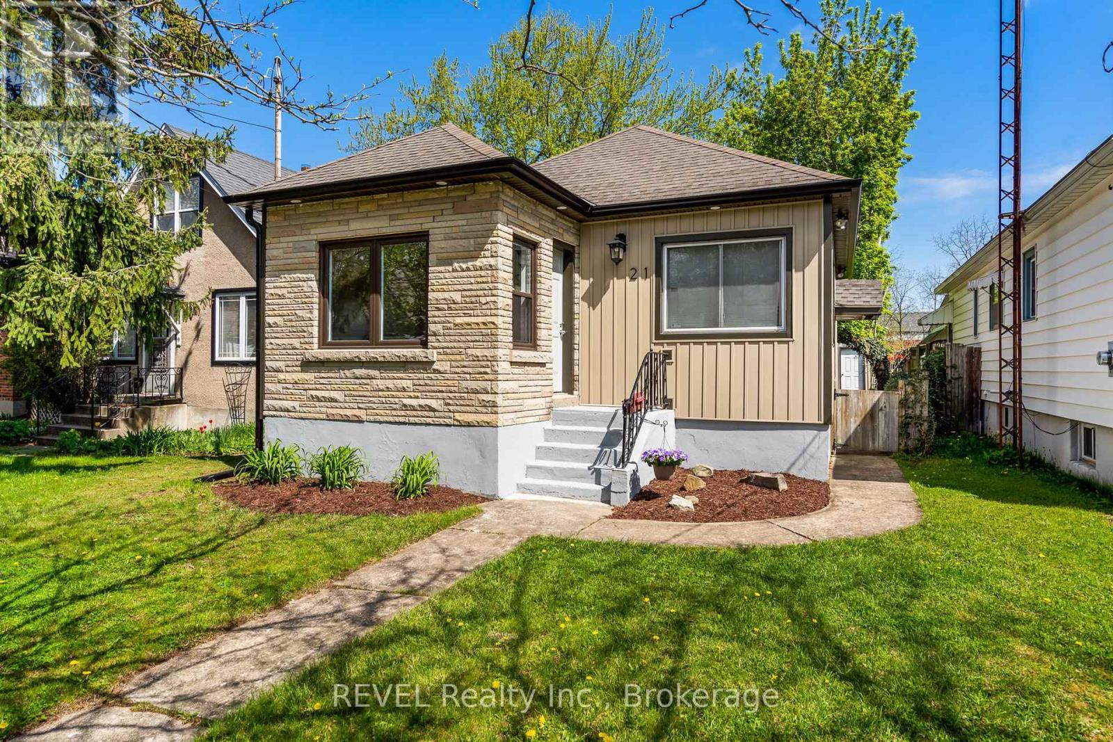Property at 21 HAMILTON STREET image 1