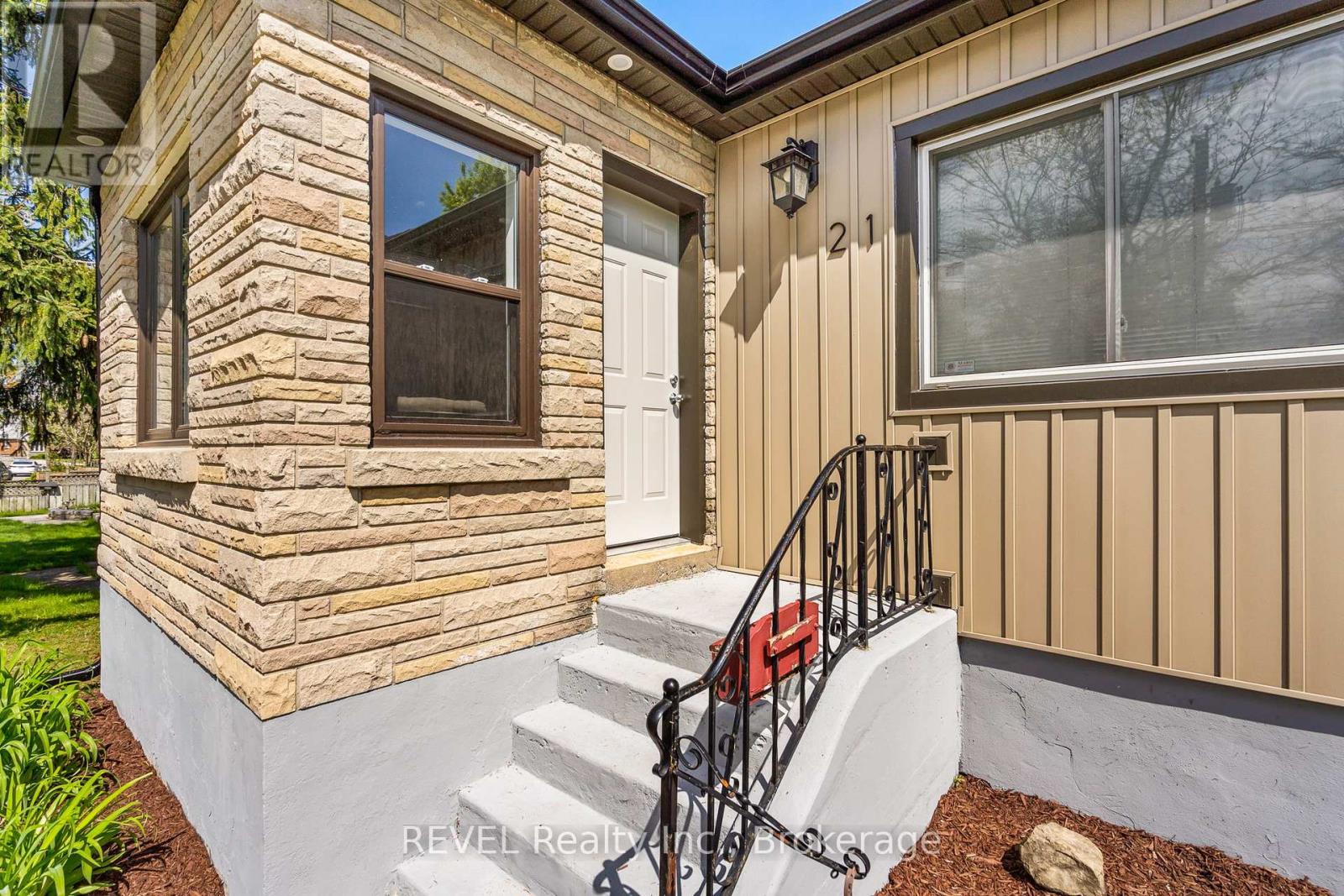 Property at 21 HAMILTON STREET image 4