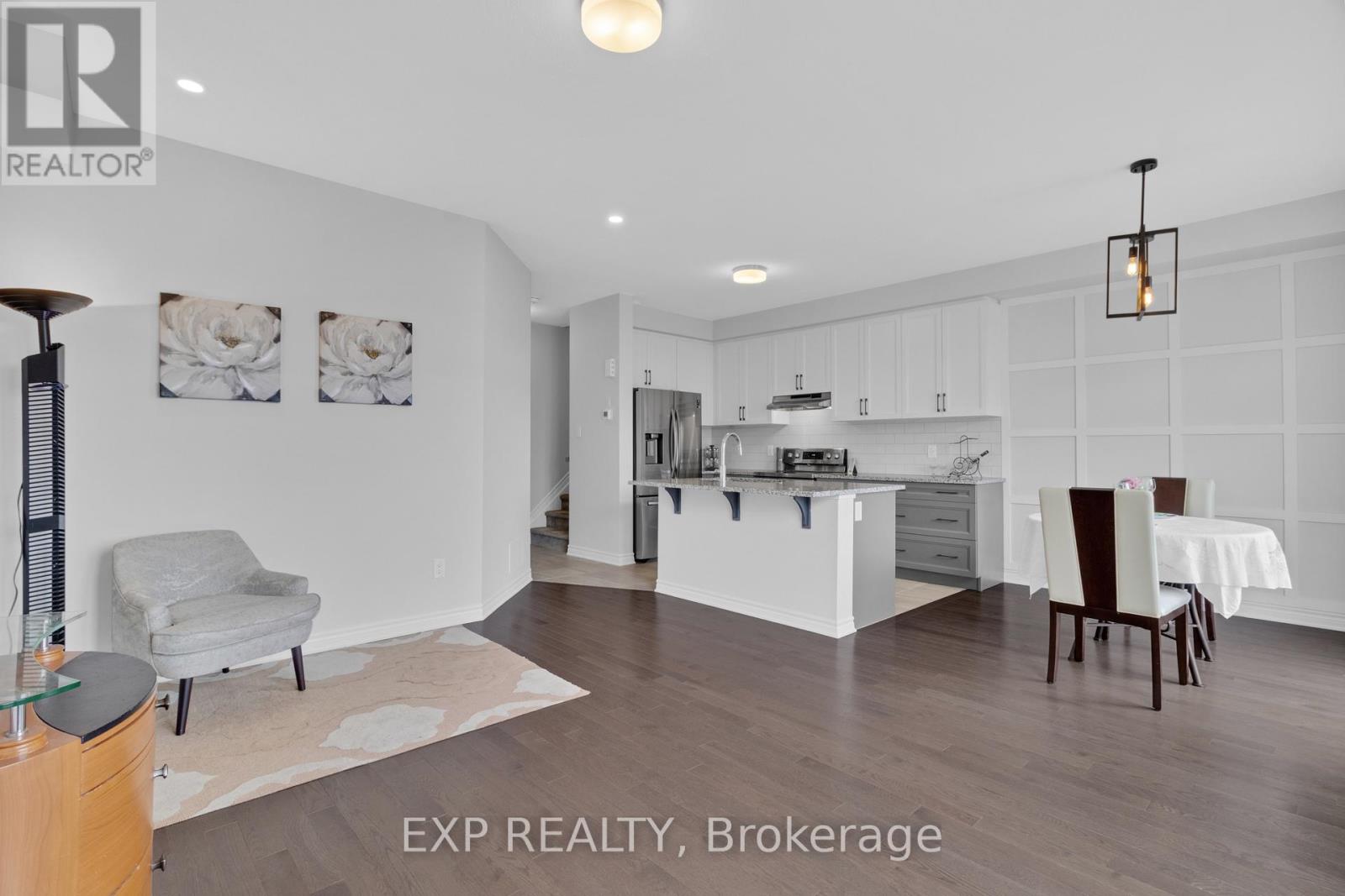 560 Flagstaff Drive, Ottawa, Ontario  K2J 6W1 - Photo 15 - X12131813