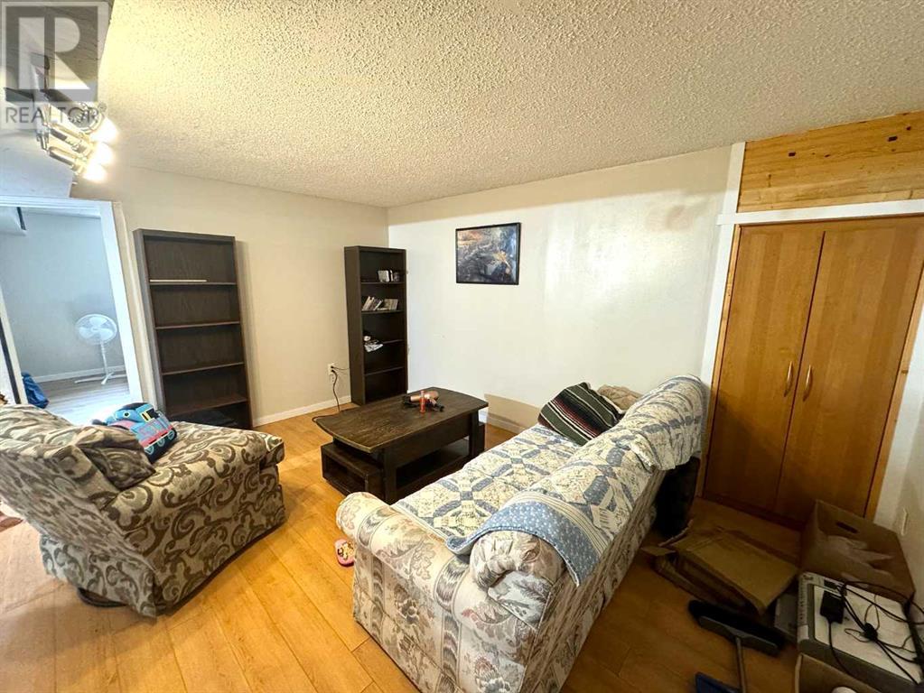 6502 45a Avenue, Camrose, Alberta  T4V 0C7 - Photo 27 - A2208344