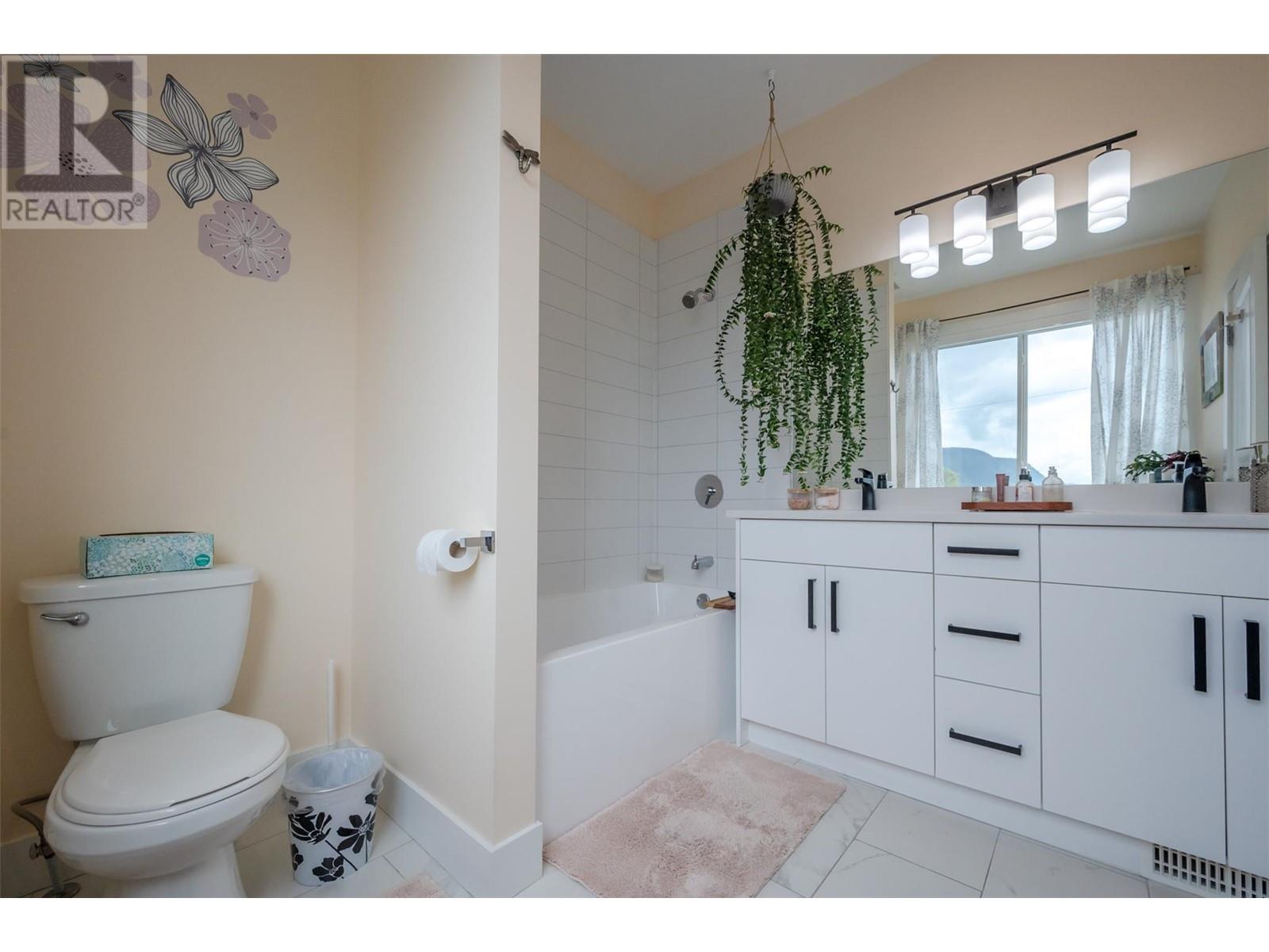 210 Scott Avenue Unit# 108, Penticton, British Columbia  V2A 2J5 - Photo 39 - 10347773