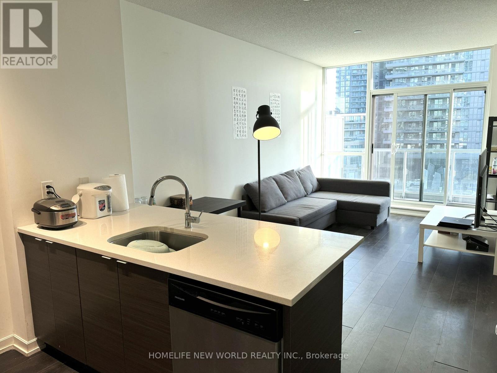 415 - 62 Forest Manor Road, Toronto, Ontario  M2J 0B6 - Photo 4 - C12156371