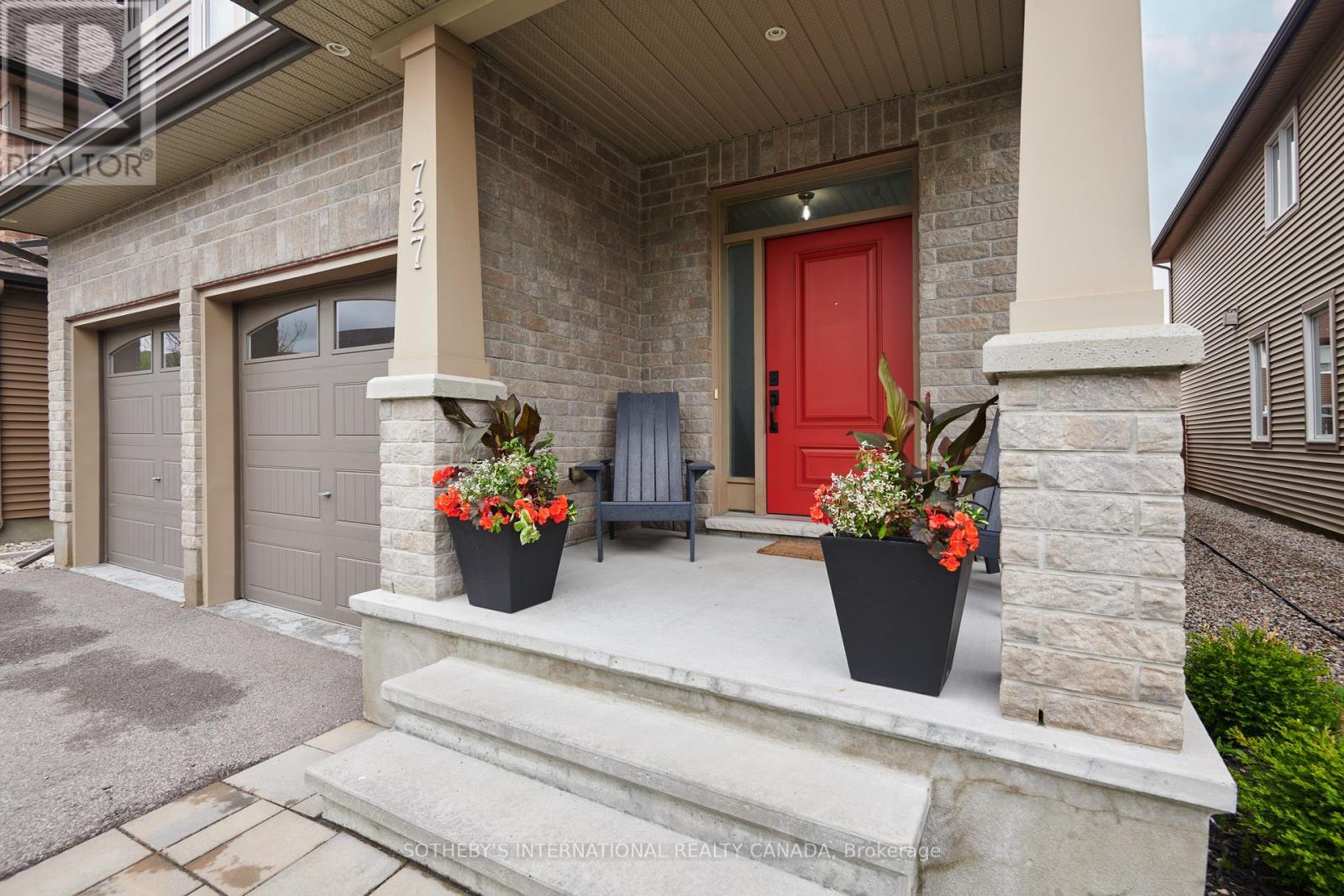 Property at 727 BUNCHBERRY WAY image 2