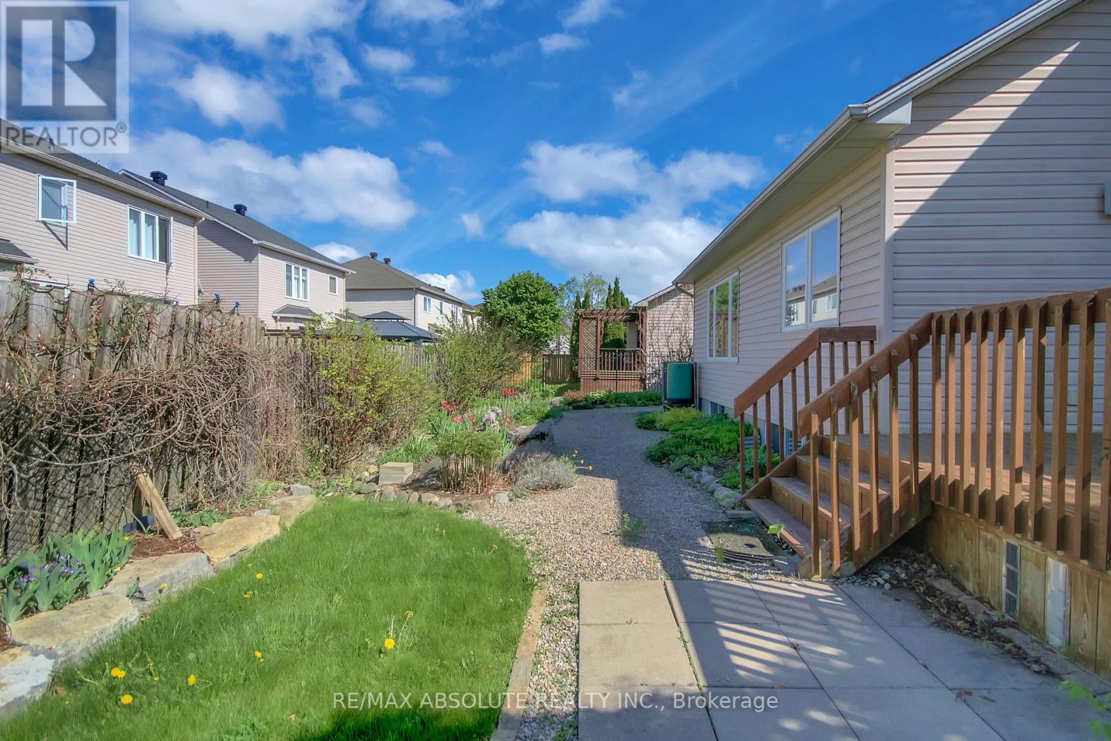 9 Camberley Street, Ottawa, Ontario  K2G 6Y2 - Photo 13 - X12156358