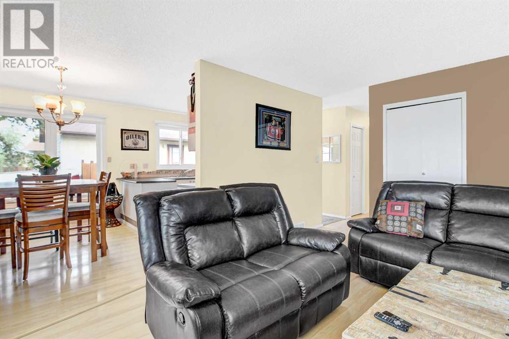 6921 99 Street, Grande Prairie, Alberta  T8V 5E9 - Photo 3 - A2222285