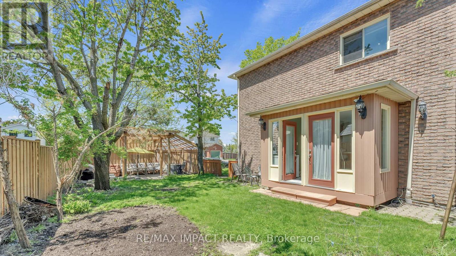 1 Beechnut Crescent, Clarington, Ontario  L1E 1Y5 - Photo 9 - E12156334