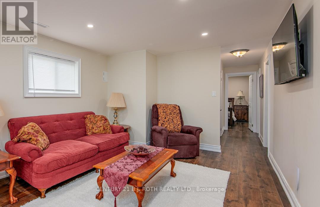 239 Centre Street, Essa, Ontario  L0M 1B0 - Photo 19 - N12156350
