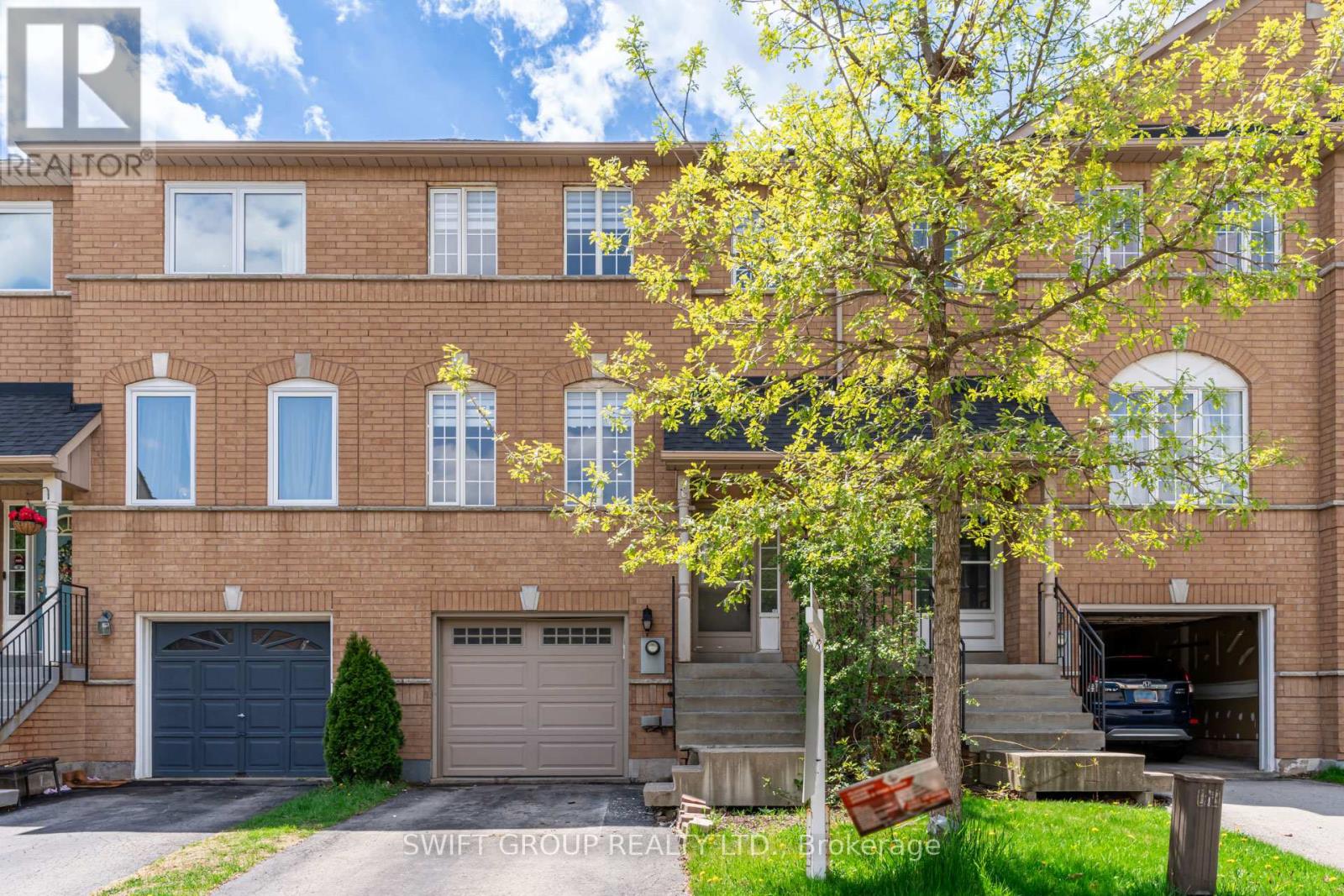 2569 GILL CRESCENT, Oakville, Ontario