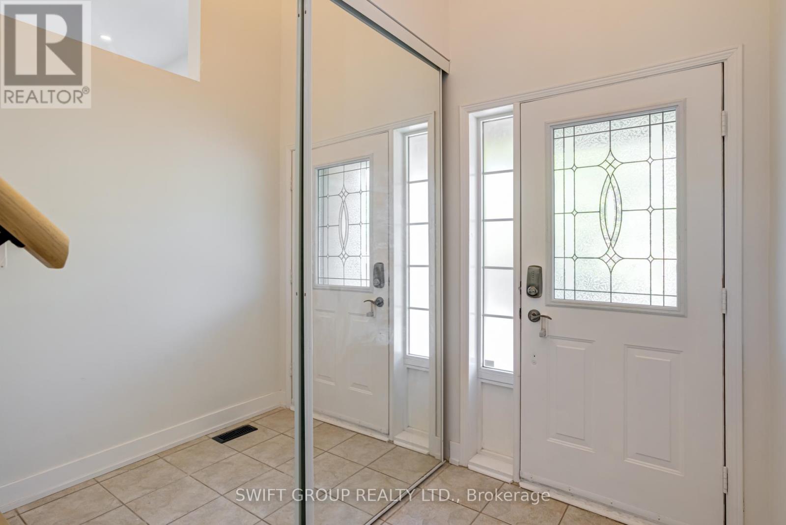 2569 Gill Crescent, Oakville, Ontario  L6H 6P3 - Photo 6 - W12156332