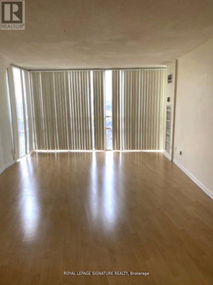 1010 - 50 Eglinton Avenue W, Mississauga (Hurontario), Ontario  L5R 3P5 - Photo 7 - W12156359