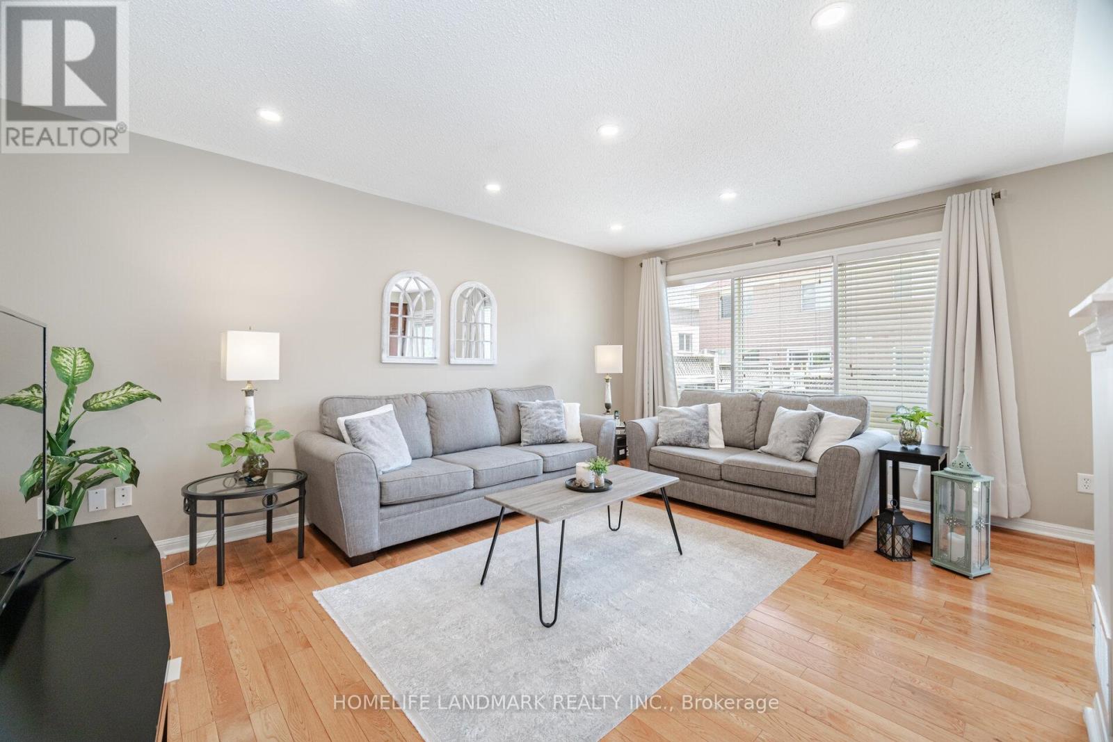 845 Mckay Crescent, Milton, Ontario  L9T 6L3 - Photo 11 - W12156367