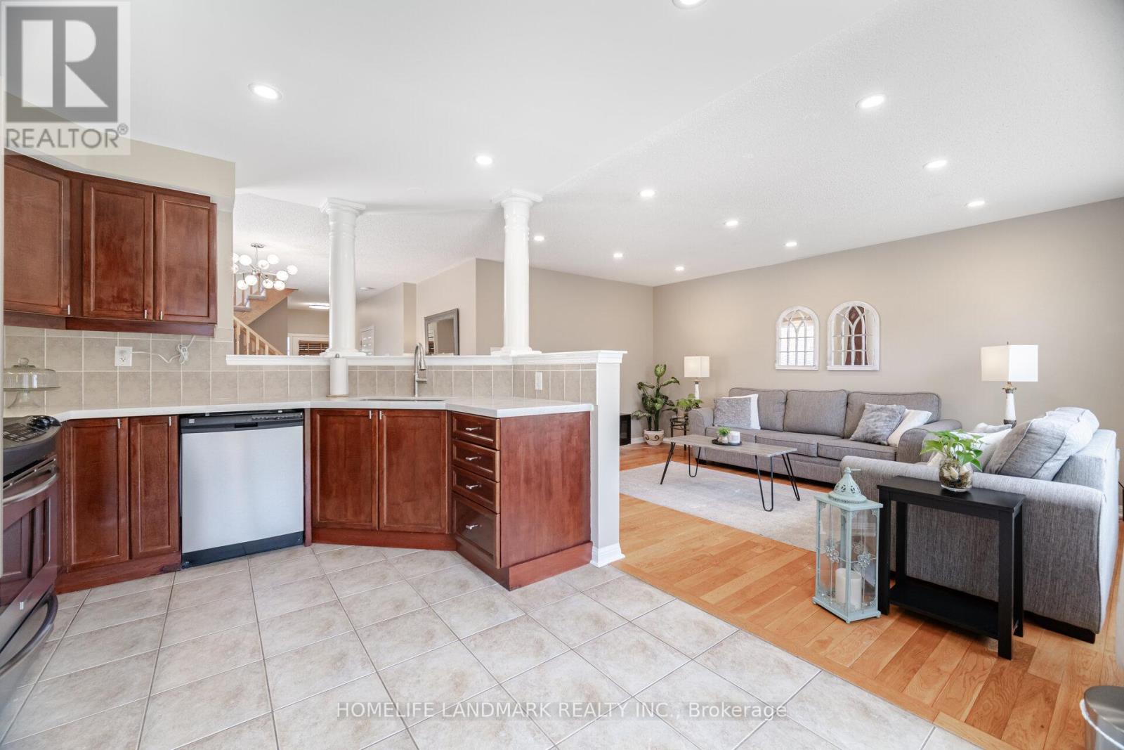 845 Mckay Crescent, Milton, Ontario  L9T 6L3 - Photo 14 - W12156367