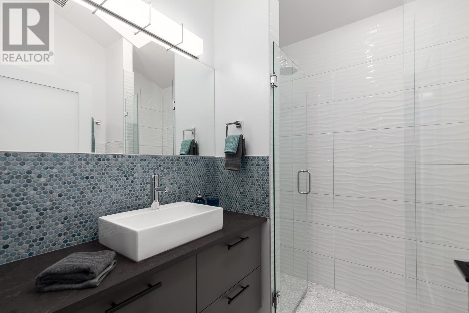 3372 Fleming Street, Vancouver, British Columbia  V5N 3V5 - Photo 17 - R2976157