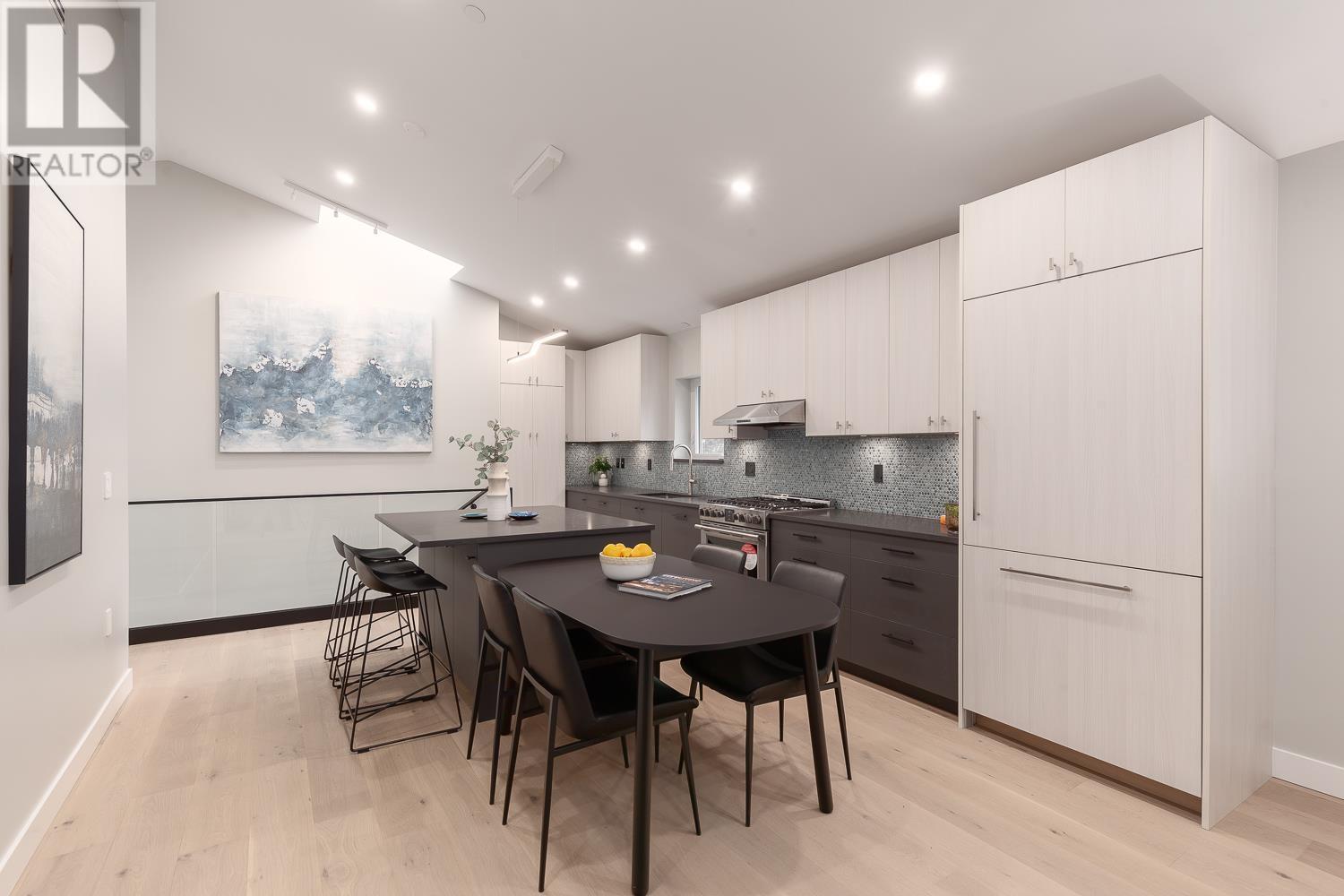 Listing Picture 8 of 40 : 3372 FLEMING STREET, Vancouver / 溫哥華 - 魯藝地產 Yvonne Lu Group - MLS Medallion Club Member