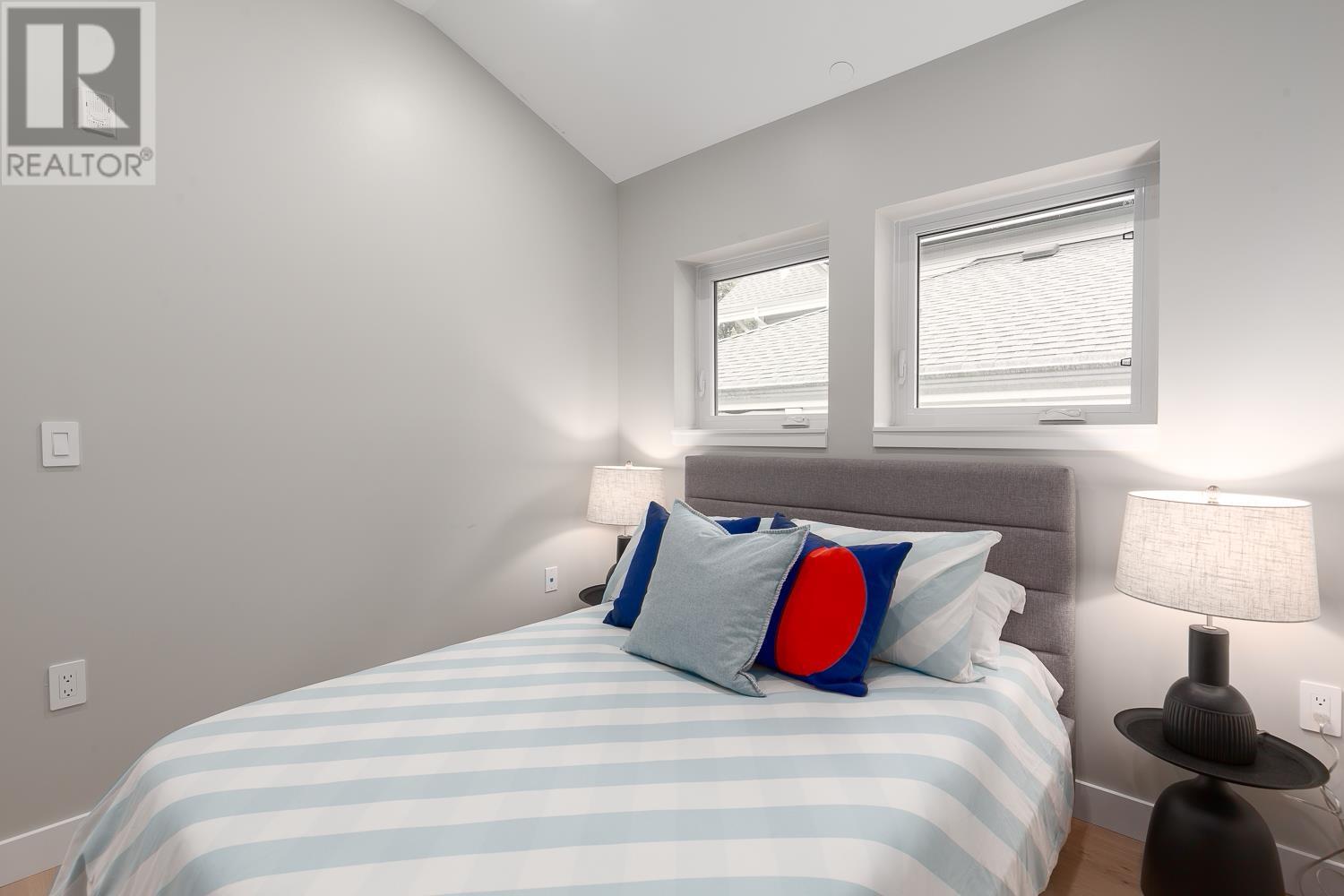 Listing Picture 15 of 40 : 3372 FLEMING STREET, Vancouver / 溫哥華 - 魯藝地產 Yvonne Lu Group - MLS Medallion Club Member