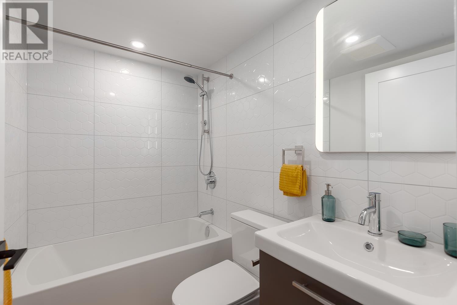 3372 Fleming Street, Vancouver, British Columbia  V5N 3V5 - Photo 37 - R2976157