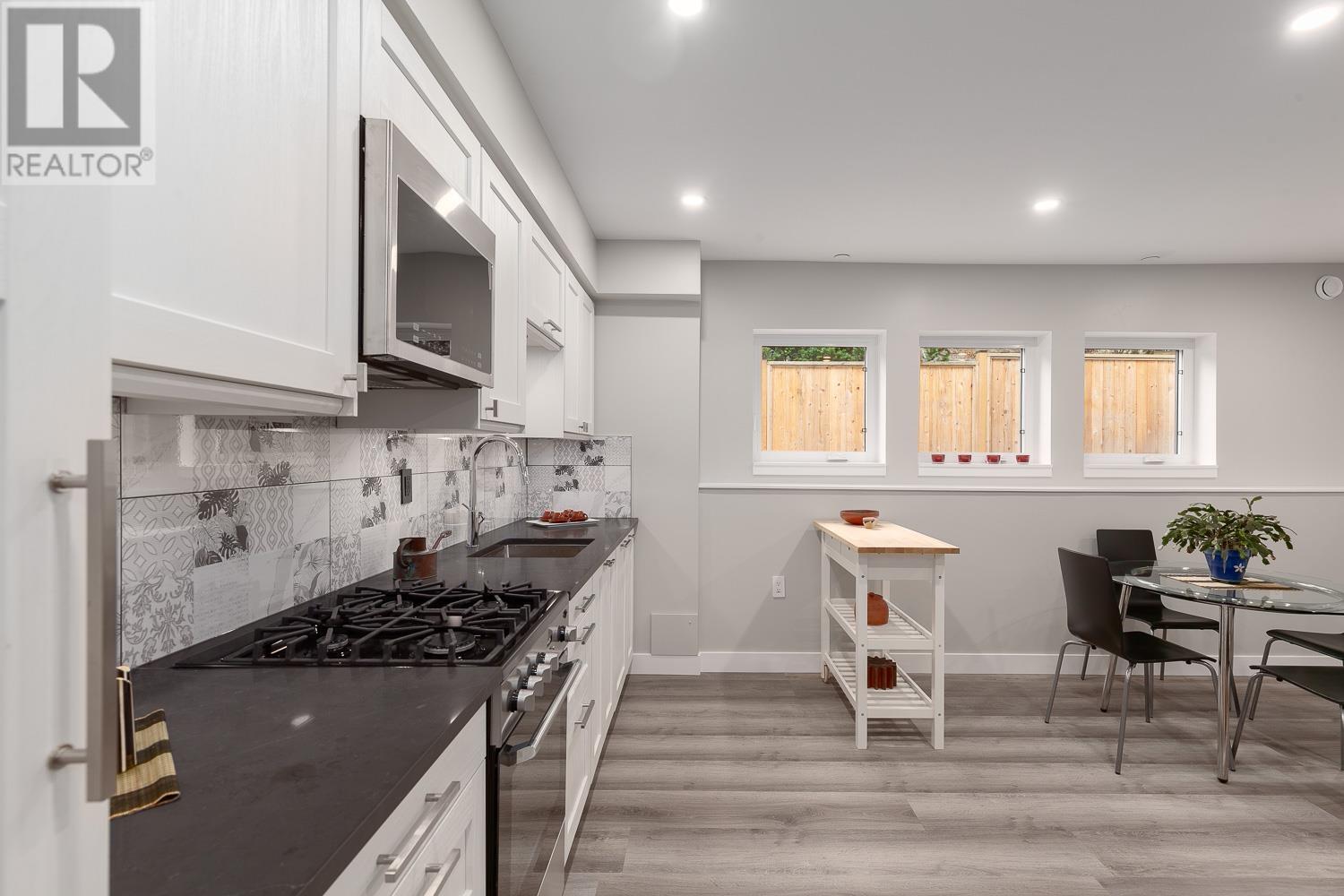 Listing Picture 30 of 40 : 3372 FLEMING STREET, Vancouver / 溫哥華 - 魯藝地產 Yvonne Lu Group - MLS Medallion Club Member