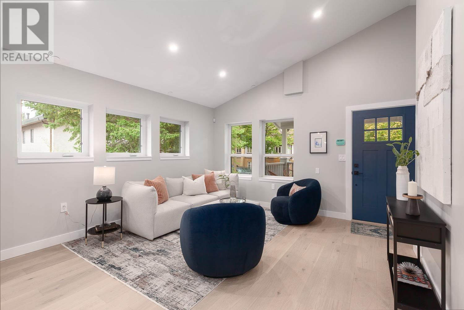 Listing Picture 10 of 40 : 3372 FLEMING STREET, Vancouver / 溫哥華 - 魯藝地產 Yvonne Lu Group - MLS Medallion Club Member