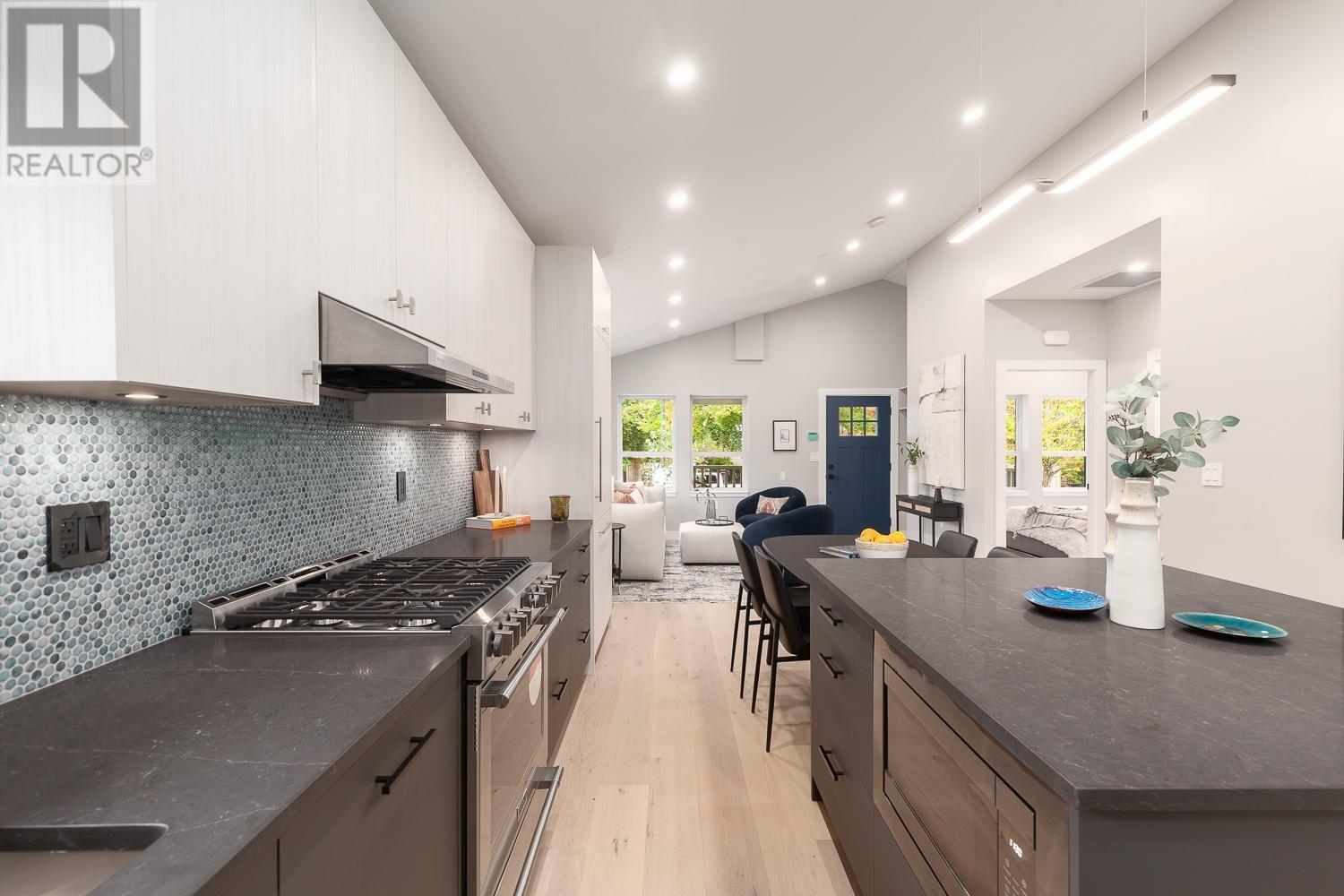 Listing Picture 6 of 40 : 3372 FLEMING STREET, Vancouver / 溫哥華 - 魯藝地產 Yvonne Lu Group - MLS Medallion Club Member