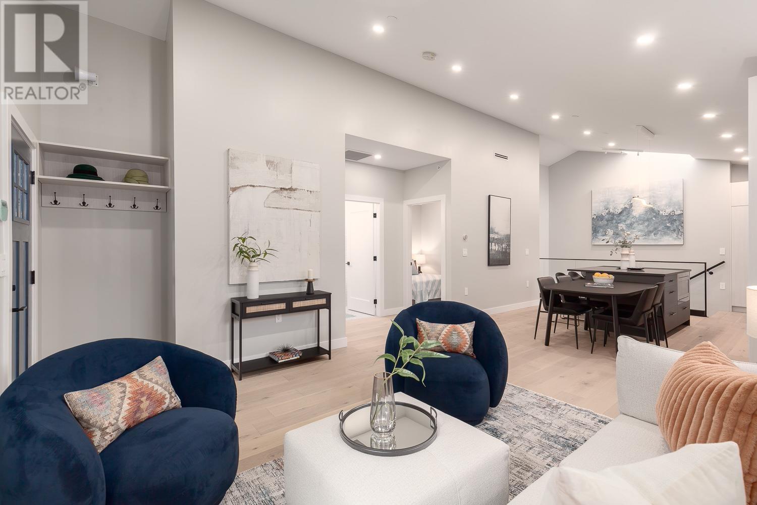 Listing Picture 13 of 40 : 3372 FLEMING STREET, Vancouver / 溫哥華 - 魯藝地產 Yvonne Lu Group - MLS Medallion Club Member