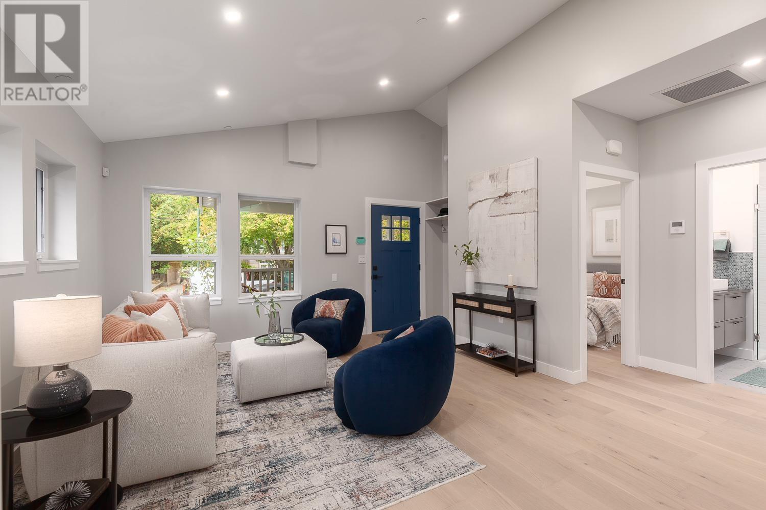 Listing Picture 11 of 40 : 3372 FLEMING STREET, Vancouver / 溫哥華 - 魯藝地產 Yvonne Lu Group - MLS Medallion Club Member