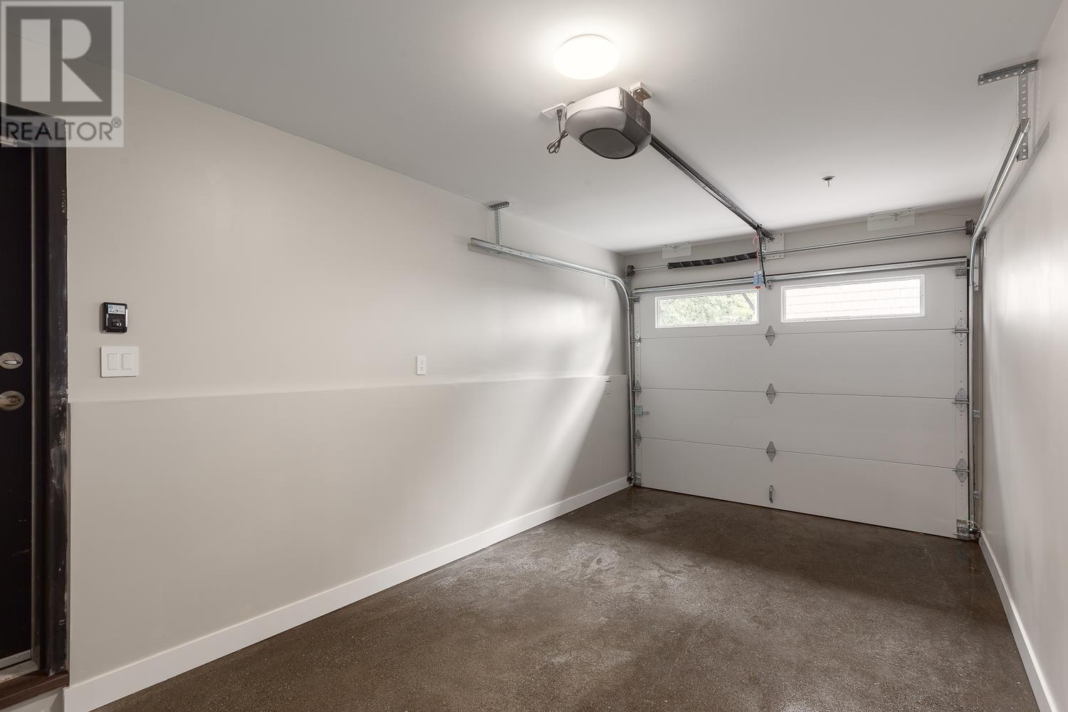 Listing Picture 38 of 40 : 3372 FLEMING STREET, Vancouver / 溫哥華 - 魯藝地產 Yvonne Lu Group - MLS Medallion Club Member